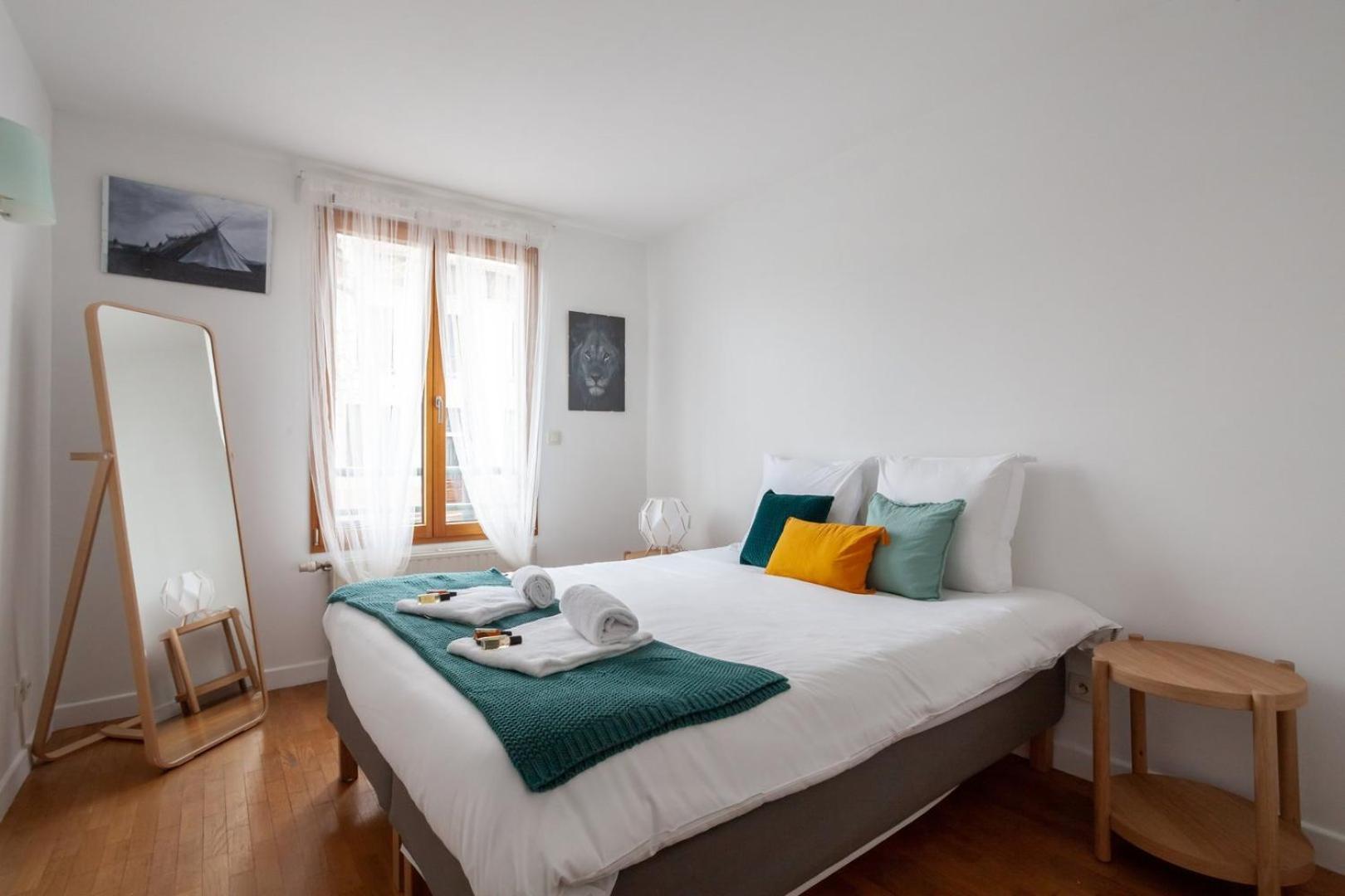 Spacious 1Br | Near City Center & Baby-Friendly! Apartment ลียง ภายนอก รูปภาพ